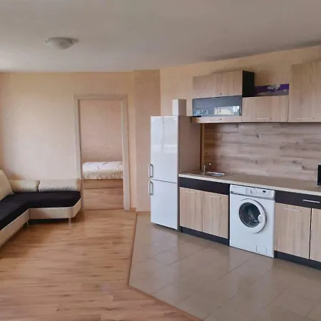 Sunny Apartment Pomorie