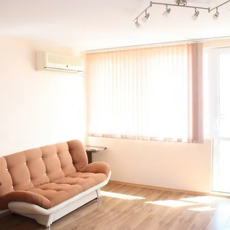 Sunny Apartment